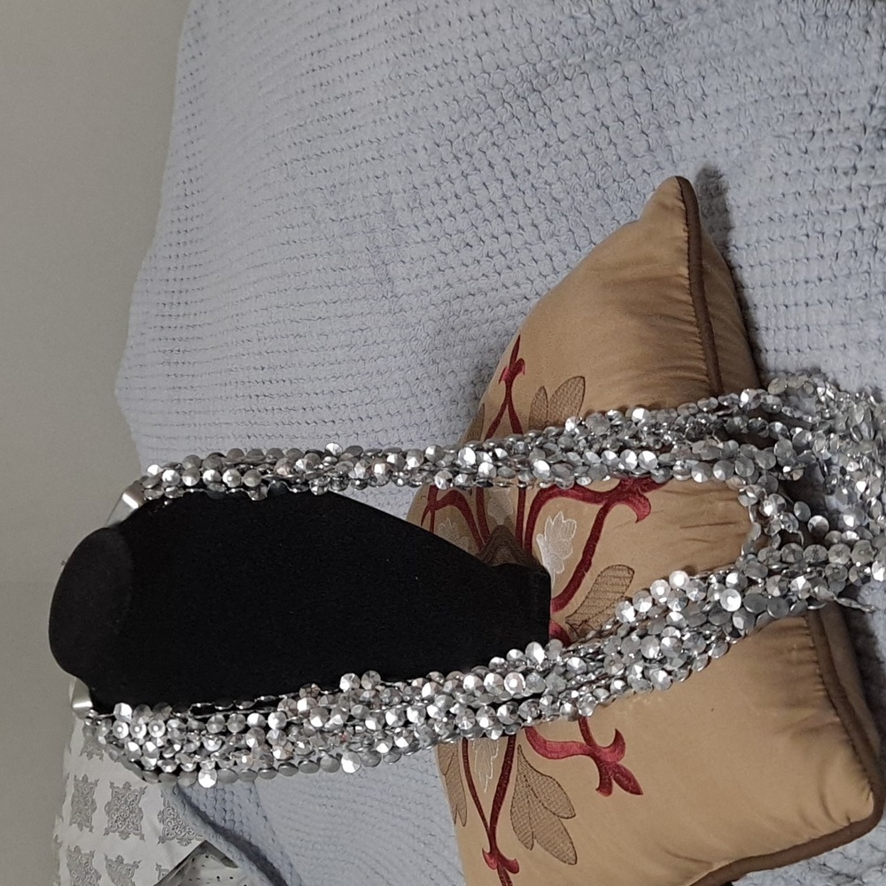 Stunning long silver necklace